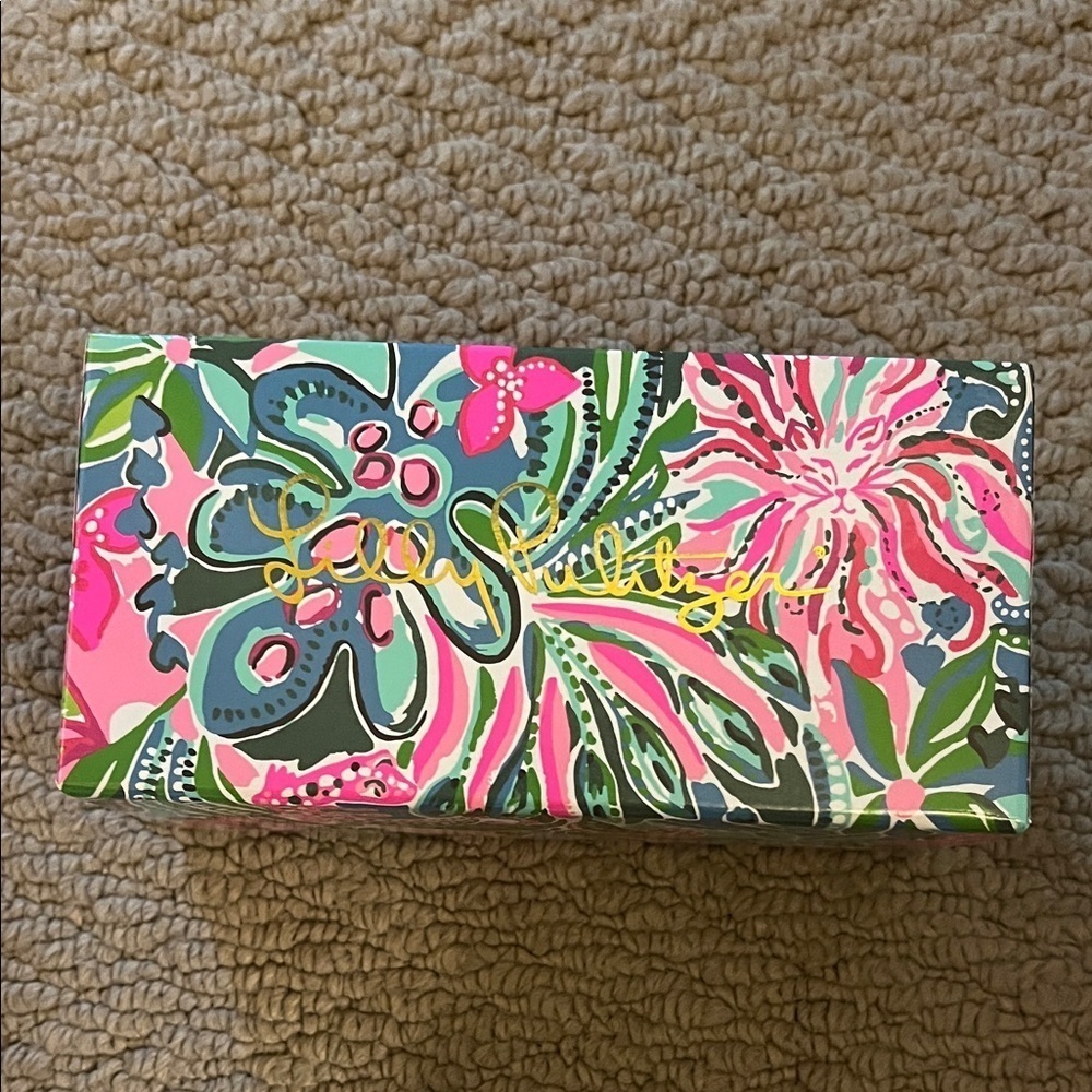 Colorful Floral Patterned Box/Lilly pulitzer - Picture 3 of 7